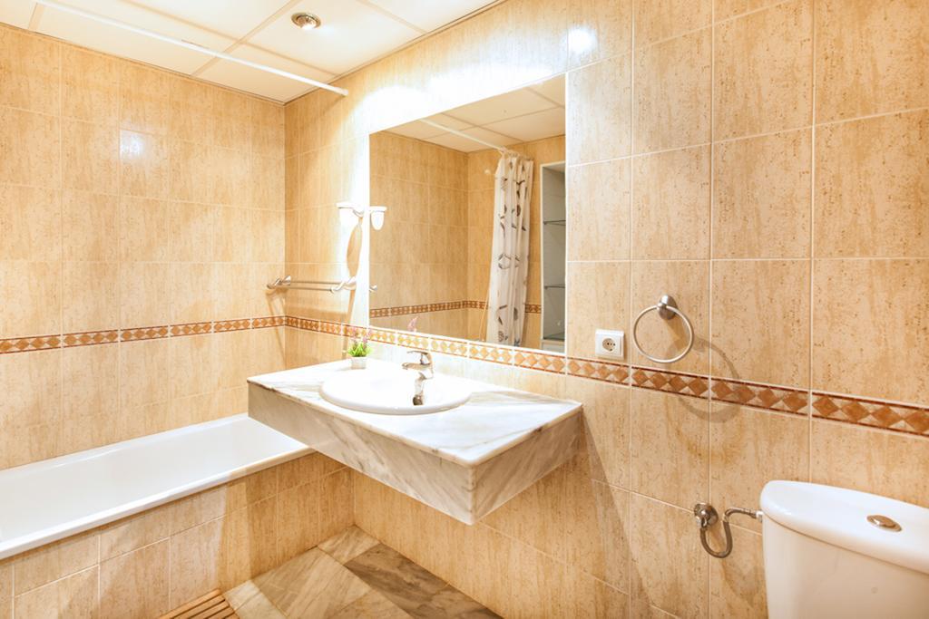 2035-Lovely 1 Bedrooms Sea View Apartment Манилва Экстерьер фото