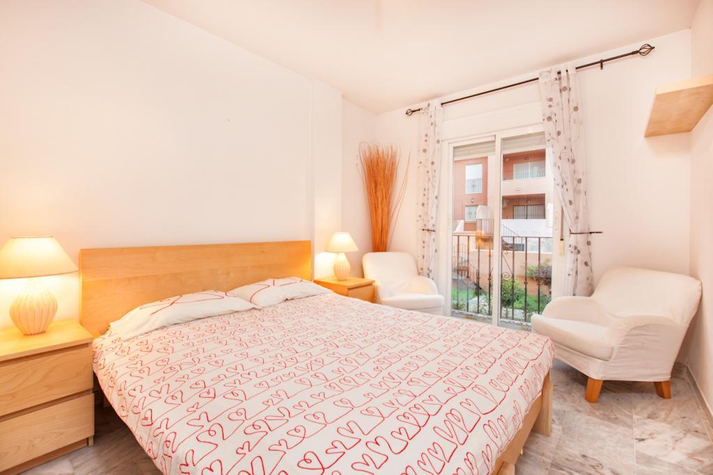 2035-Lovely 1 Bedrooms Sea View Apartment Манилва Экстерьер фото